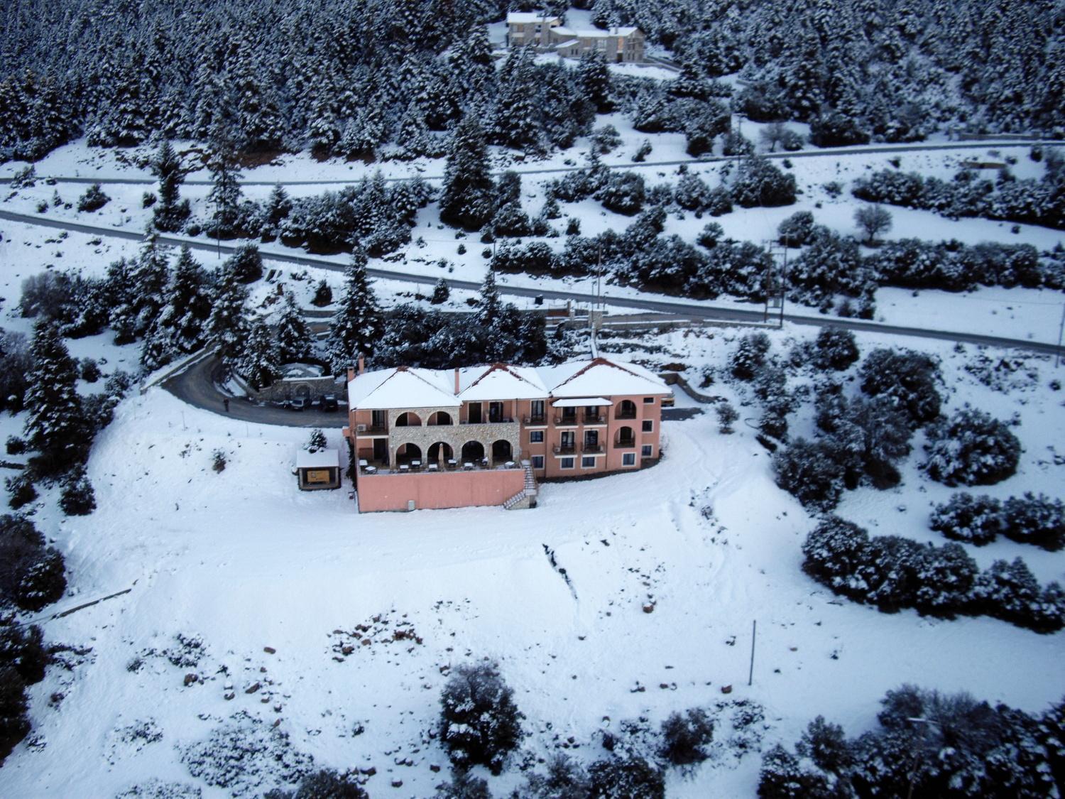 Vytina Mountain View Hotel Exterior photo